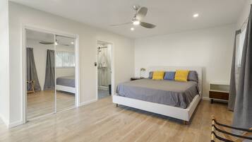 3 habitaciones, escritorio, wifi y ropa de cama