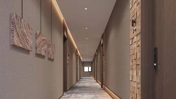 المنشأة من الداخل