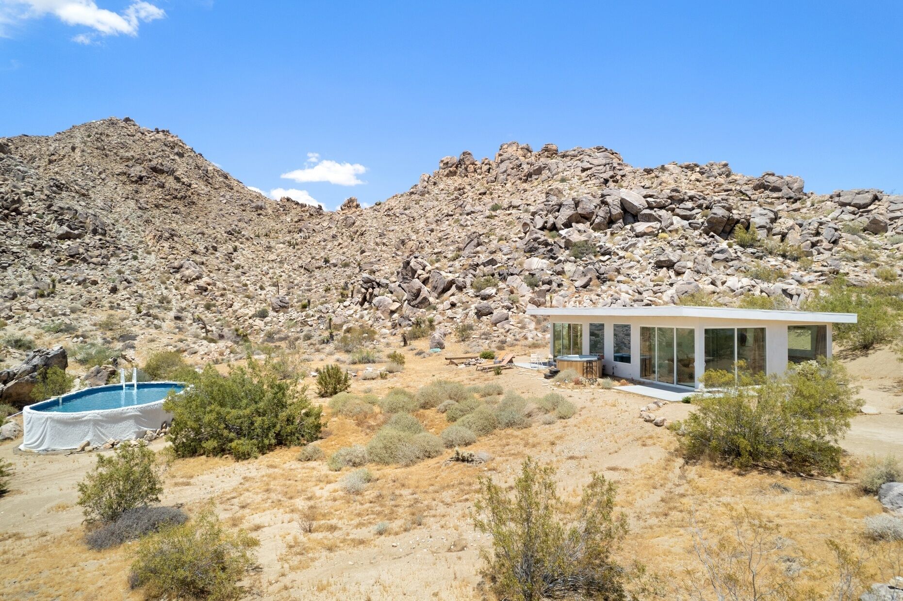 House, 1 Bedroom | Exterior