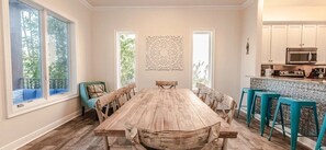 Maison, 6 chambres | Restauration