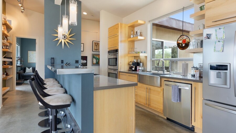 Jackalope Junction-pool, Hot Tub, Fire Pit, Bbq & Desert Views! 2 Bedroom Home by RedAwning