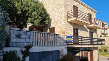 Apartment (Three Bedroom Apartment with Balcony ) | Exterior