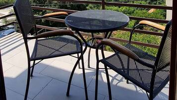 Leilighet (Three Bedroom Apartment with Balcony ) | Balkong