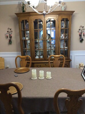 Dining - Recently Reduced!Masters rental. 4 BR 2800 sq ft home, just 5 mi from  Masters (Augusta)
