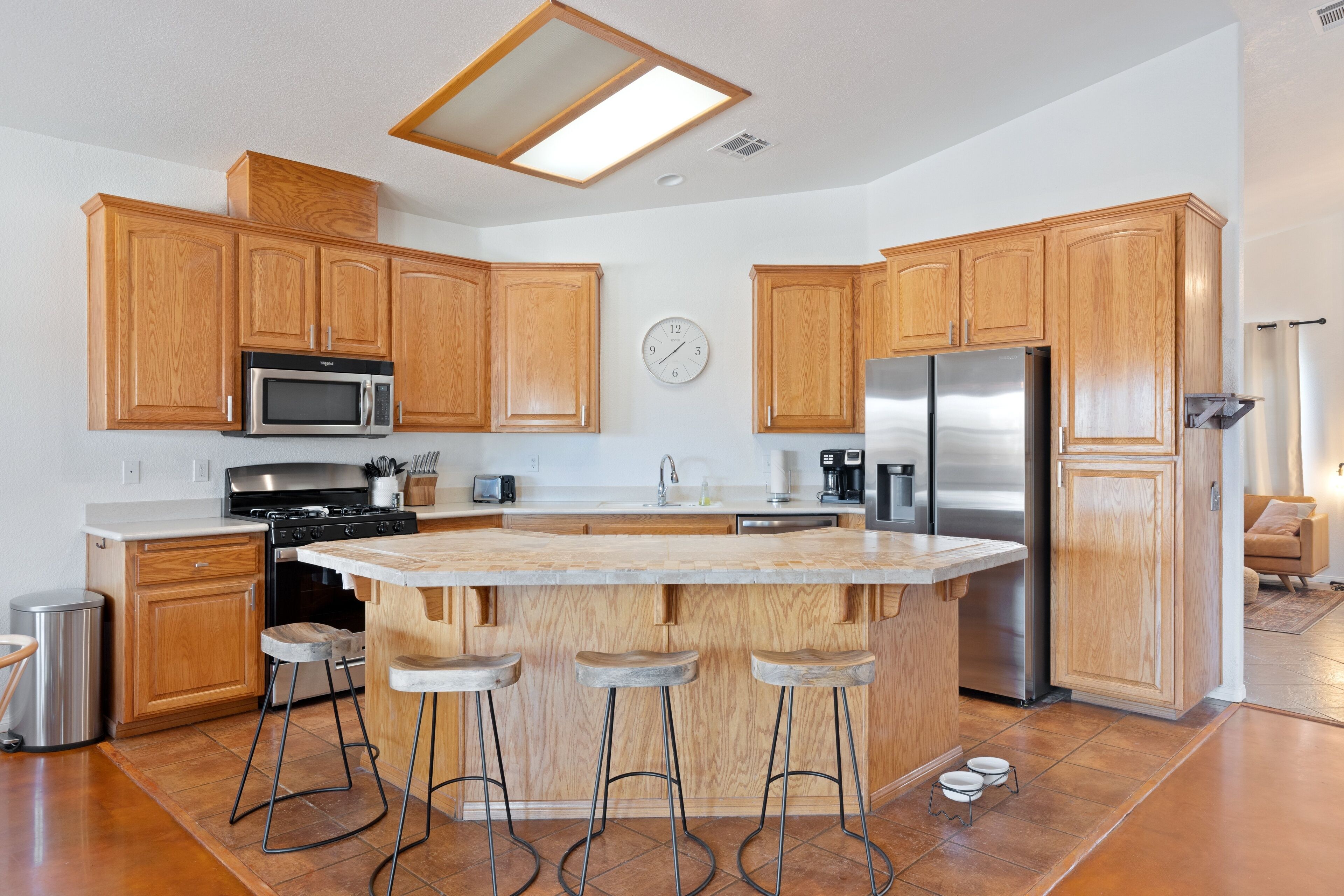 House, 3 Bedrooms | Private kitchen | Fridge, oven, coffee/tea maker