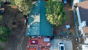 House, 2 Bedrooms | Exterior