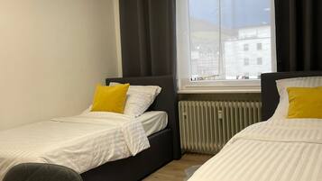 1 bedroom, free WiFi, bed sheets