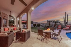Outdoor dining - Views-Pool-Jacuzzi-Pet Friendly! (Fountain Hills)