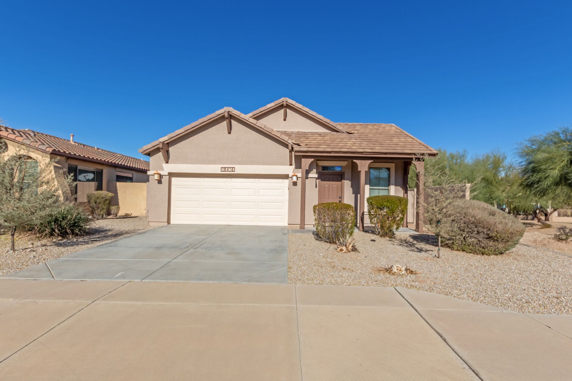 Heated Pool ,  golfing, Hiking, mountain Biking,  Pickle Ball, baseball,  NASCAR