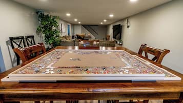 Spielezimmer