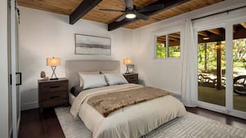 3 quartos, ferros/tábuas de passar roupa, berço de viagem