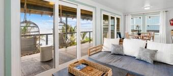  AUTHENTIC HAWAIIAN BEACH HOUSE ON HANA BAY.  5-minute walk to beaches and town.