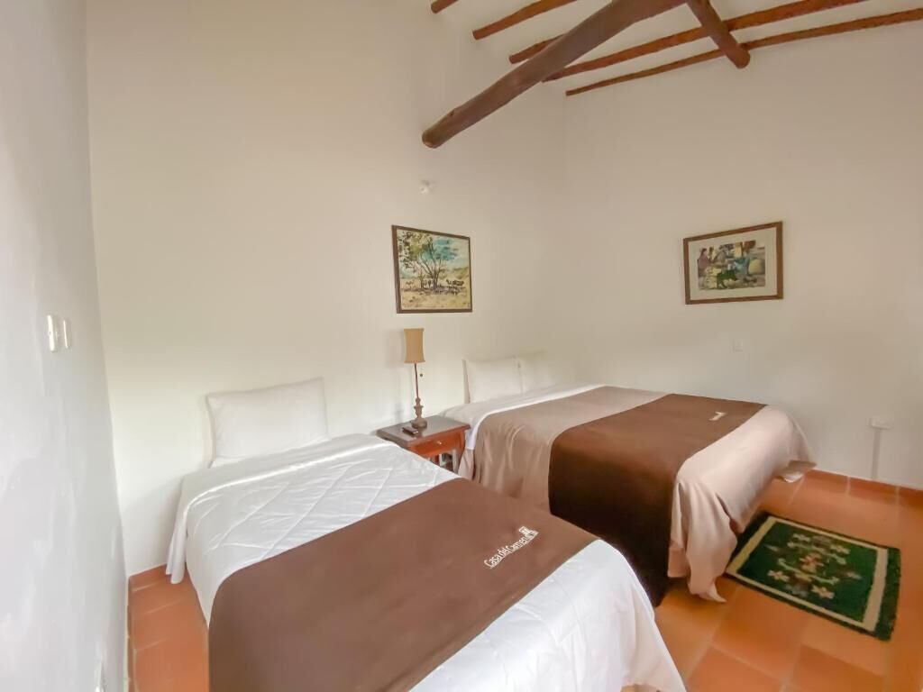 Wifi gratis y ropa de cama 