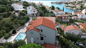 Exterior - Villa Knez, an oasis of peace 120 m from the sea (Okrug Gornji)