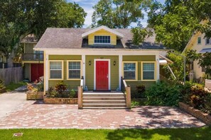 Exterior - Unbeatable Location! Walk Everywhere FREE Parking (St. Augustine)