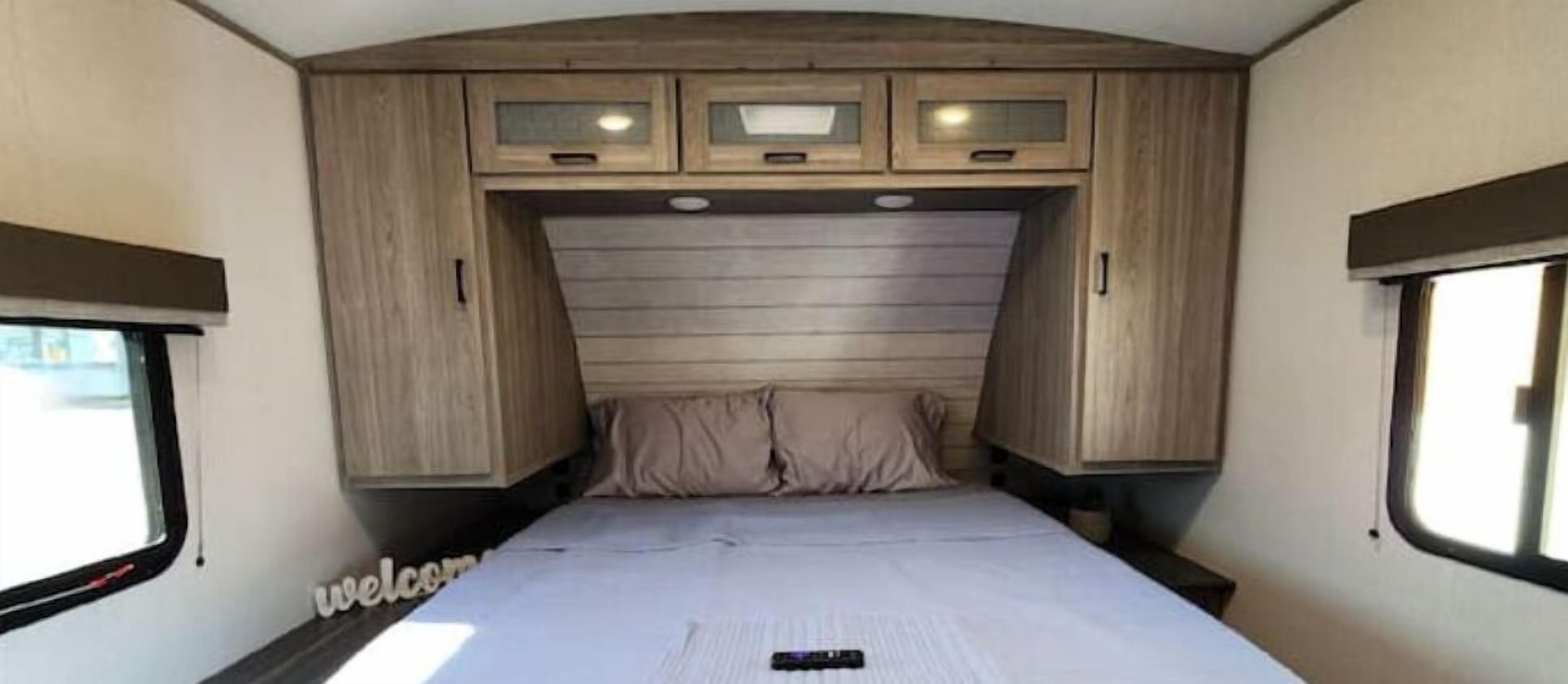 #69 Skyway C Camper Joyful Moments
