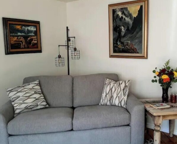 Smart TV, books