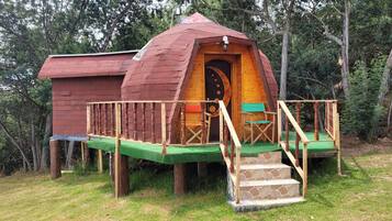 Deluxe Single Room | Bed sheets