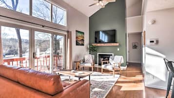 McGaheysville Vacation Rental | 3BR | 2BA | Step-Free Access | 1,344 Sq Ft