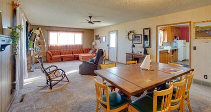 Charming 'Corral Creek Ranch House' in Circle