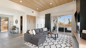 House, 2 Bedrooms | Living area - Desert Ridge - Hot Tub, Fire Pit, Bbq, Out Door Shower & Incredi 2 Bedroom Home by RedAwning (Yucca Valley)