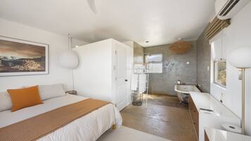 House, 2 Bedrooms | 2 bedrooms, individually decorated, individually furnished, free WiFi
