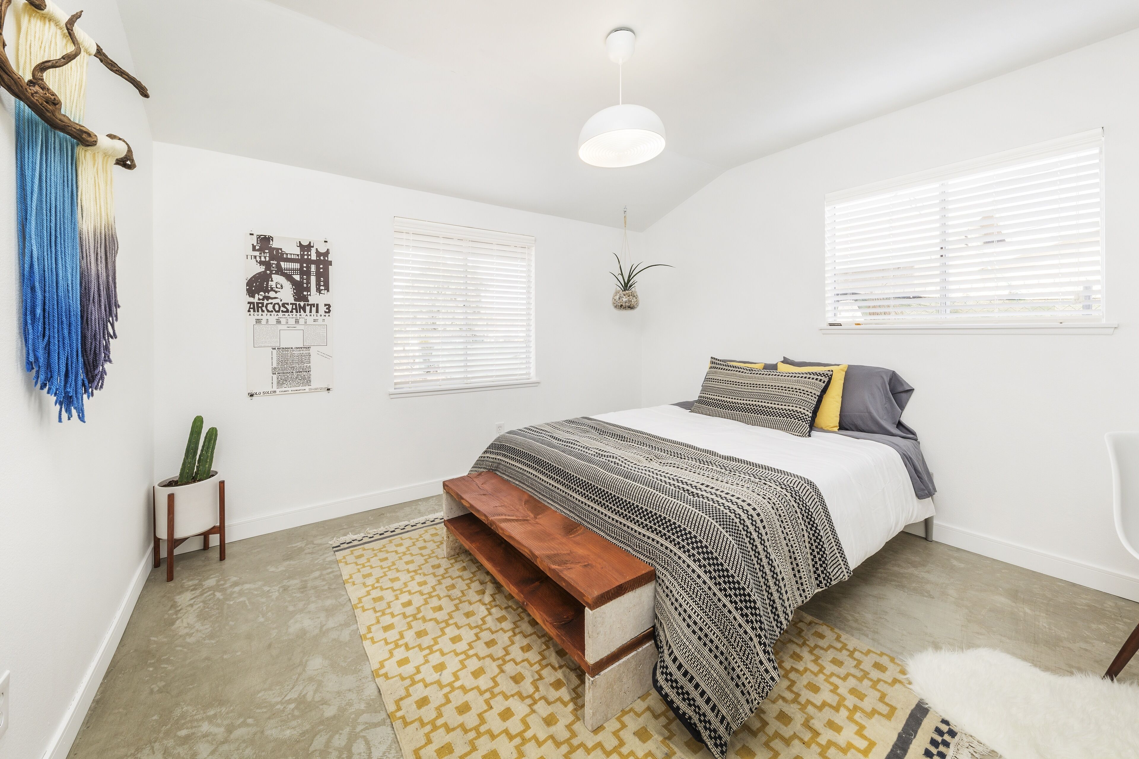 2 habitaciones, decoración personalizada y muebles diferentes 