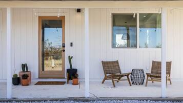 House, 1 Bedroom | Property grounds