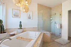 Maison, 4 chambres | Salle de bain