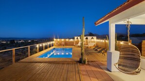 House, 4 Bedrooms | Pool - Rancho Nopales Jt - Pool, Hot Tub, Hammocks, Fast Wifi + Views! 4 Bedroom Home by RedAwning (Joshua Tree)