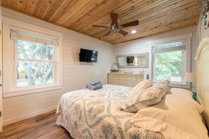 5 camere, ferro/asse da stiro, Wi-Fi (a pagamento), lenzuola