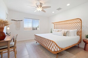 House, 3 Bedrooms | 3 bedrooms, individually decorated, individually furnished, free WiFi - Golden Desert Ranch - Hot Tub, Fire Pit And Bbq! 3 Bedroom Home by RedAwning (Joshua Tree)