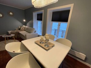 Apartment | Living area - Charming 2-bed Apartment in Stavanger (Stavanger)