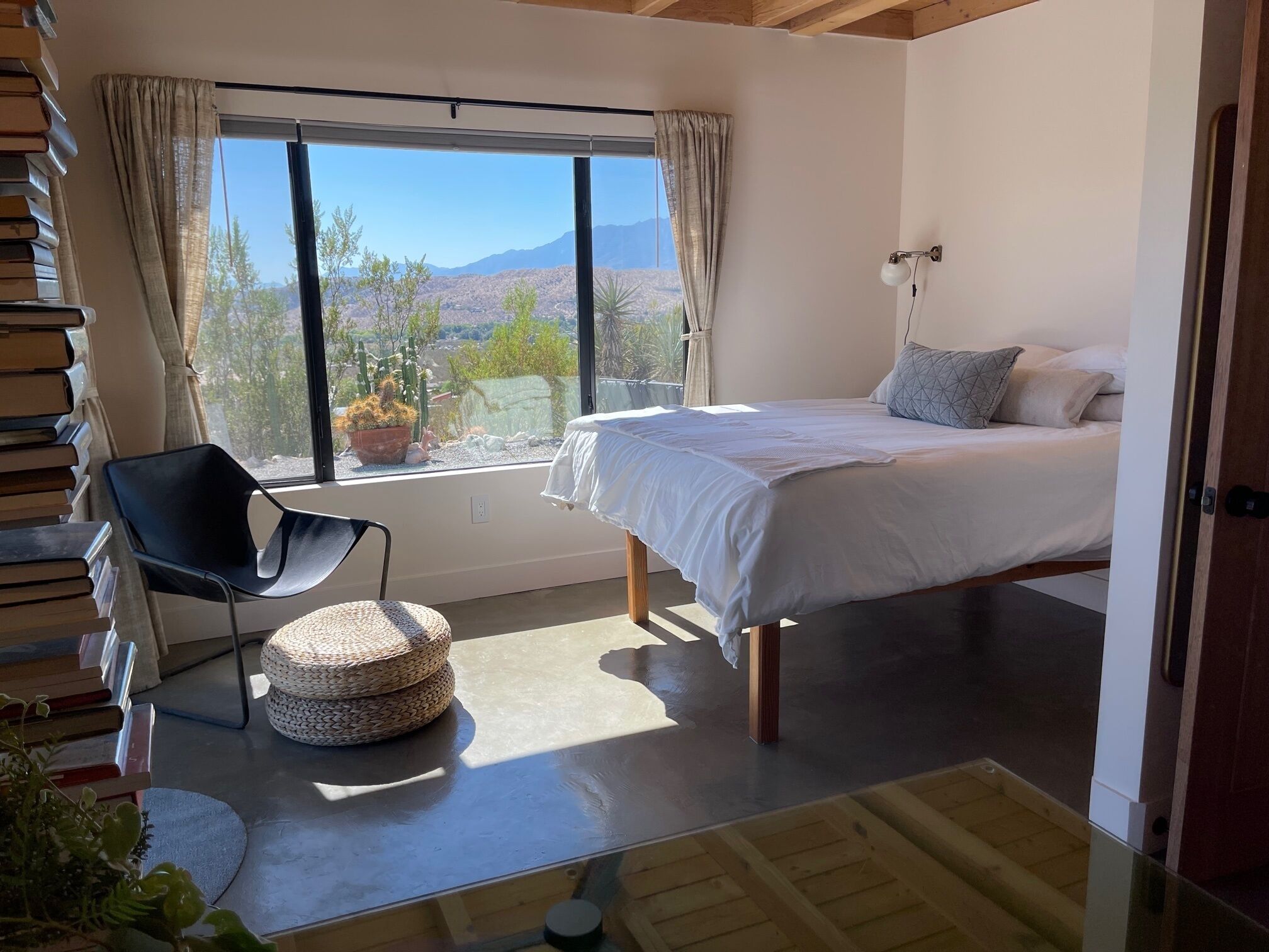 House, 1 Bedroom | 1 bedroom, individually decorated, individually furnished, free WiFi