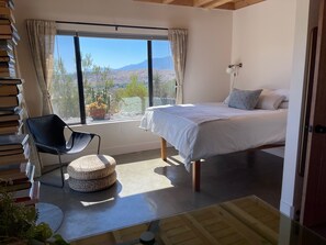 Casa, 1 habitación | 1 habitación, decoración personalizada y muebles diferentes 