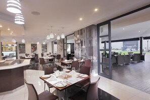 Dining - The Capital 20 West (Johannesburg)