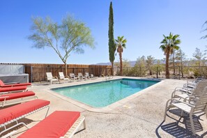 House, 4 Bedrooms | Pool