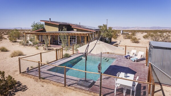 Moonview Modern Hot Tub, Bbq & Private Pool 2 Bedroom Home By Redawning - Joshua Tree National Park