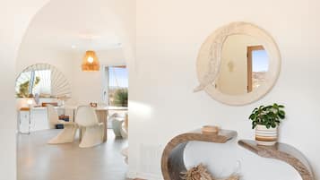 House, 2 Bedrooms | Dining