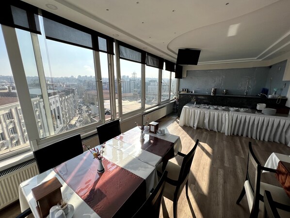 Free daily buffet breakfast - Headman Hotel (Gaziantep)