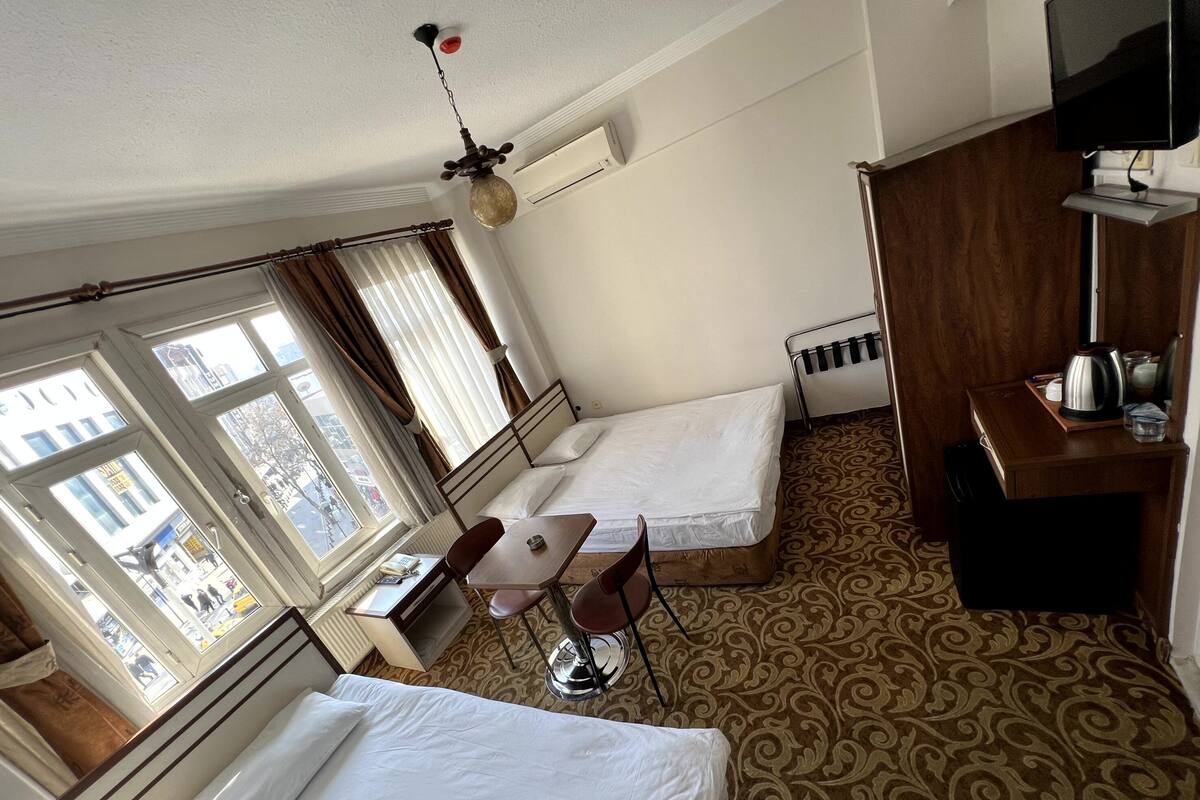 Family Triple Room | Minibar, desk, laptop workspace, WiFi (free)