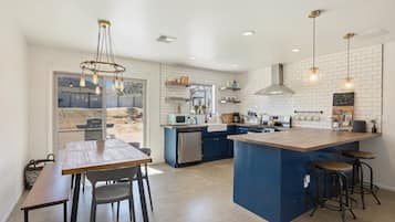 Rumah, 3 kamar tidur | Dapur pribadi | Lemari es, oven, mesin pembuat kopi/teh, dan pemanggang roti