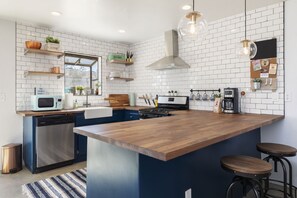 Private kitchen - Cosmic Rabbit - Family Fun With Hot Tub!! 3 Bedroom Home by RedAwning (Joshua Tree)