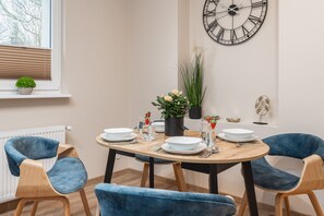 Apartment, 2 Bedrooms, Kitchen, Sea Facing | Living room