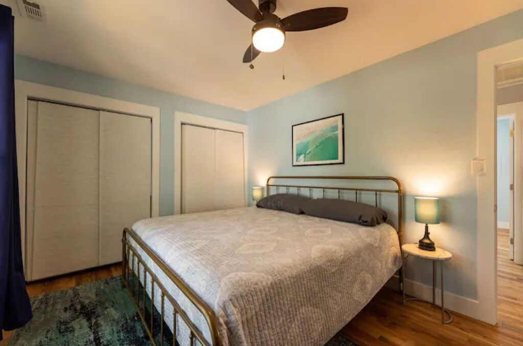 2 sovrum, strykjärn/strykbräda, wi-fi och sängkläder