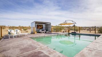 House, 4 Bedrooms | Pool
