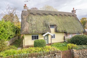 Exterior - Buttercup Cottage, Hartest (Bury St Edmunds)
