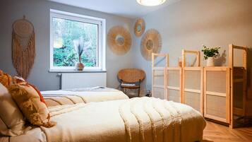 2 dormitoris, un bressol de viatge, wifi gratuïta i roba de llit