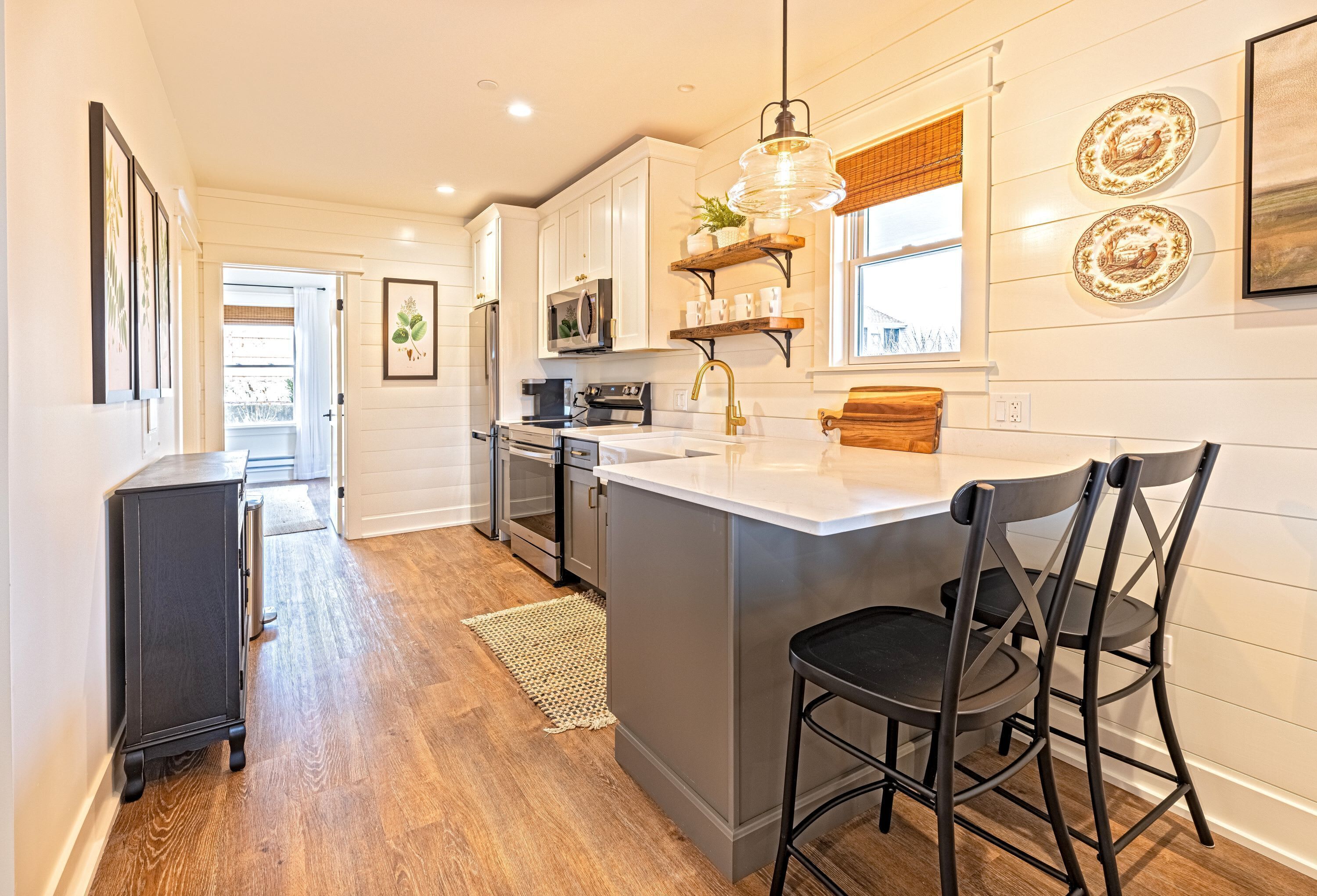 冰箱、微波炉、烤箱、炉灶