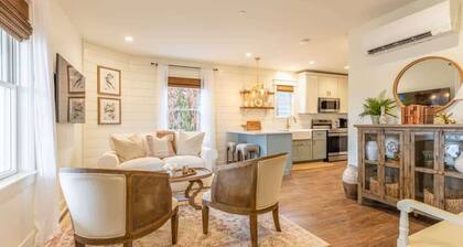 Charming Downtown Farmhouse Apartment #1
